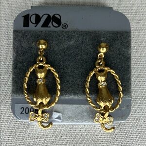NWT 1928 Goldtone Cat earrings with Rhinestone pierced